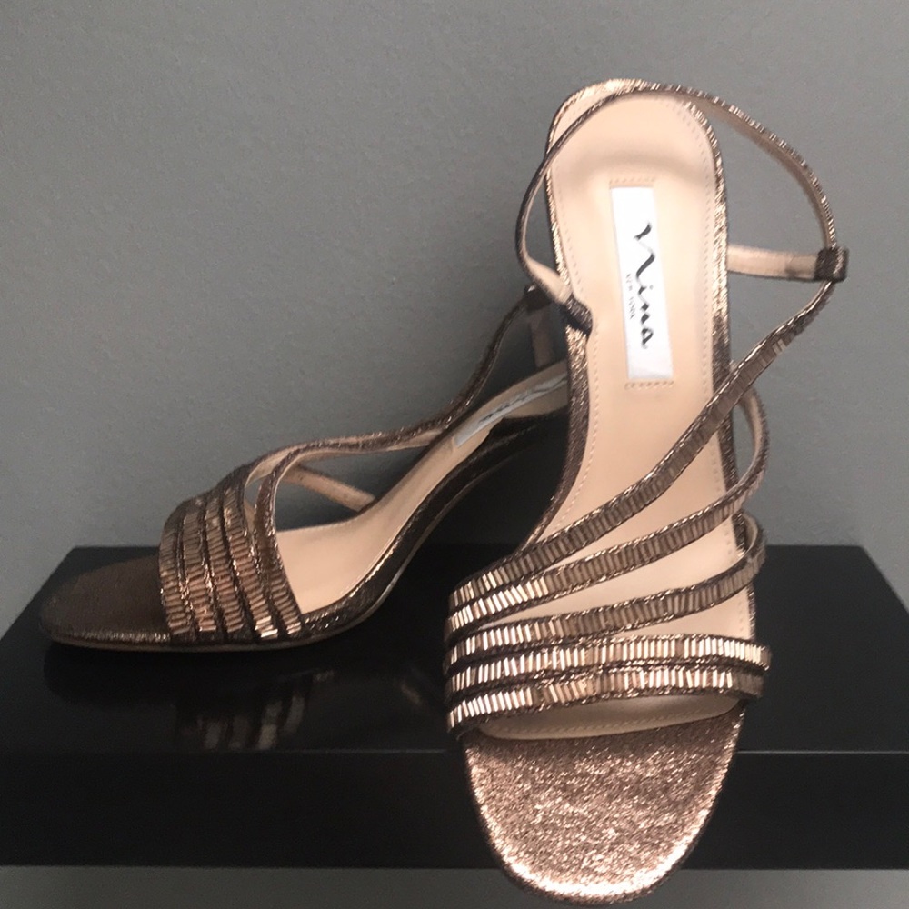 NINA - SZ. 8 - BRONZE METALLIC SANDALS
